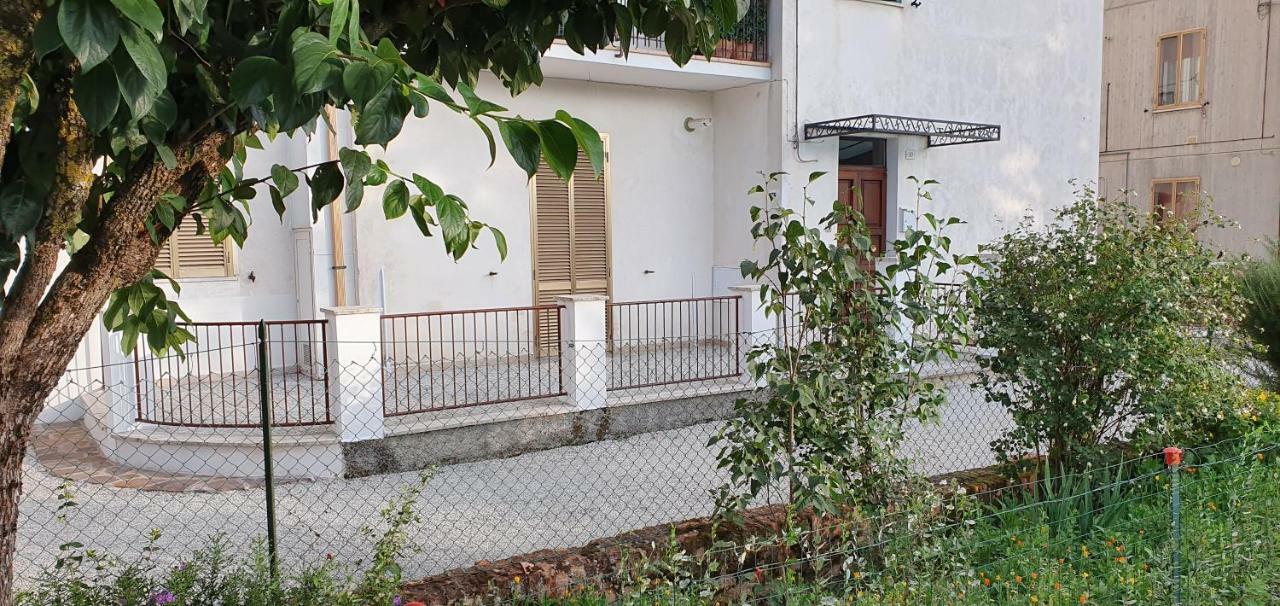Apartamento Casa Guastuglia Gubbio Exterior foto